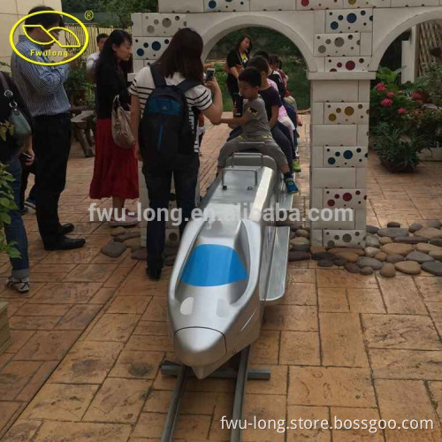 Fwulong high quality FRP body amusement kids train hot sale / electric track train